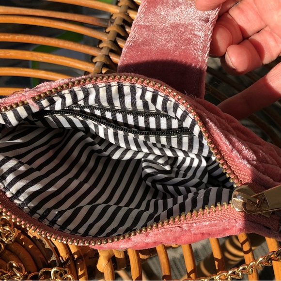 Dusty Pink Quilted Velvet Mini Crossbody Purse - Picture 3 of 5